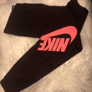 Nike leggings medium very stretchy